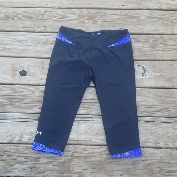 Under Armour Pants - 😵CLOSING SALE😵1FUnder Armor Capri Pants